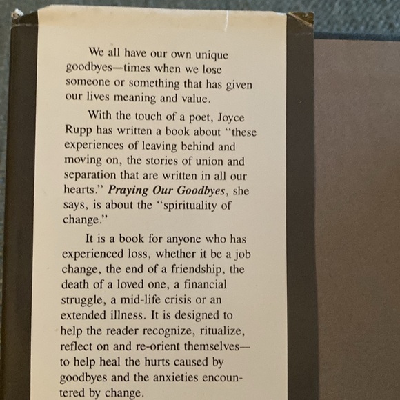 GUC hardcover book Praying our Goodbyes by Joyce Rupp, OSM - Picture 4 of 9